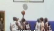罗德曼是怎么抢篮板的？他身高2米01 却能单赛季场均抢18板