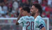 葡萄牙再下一城！B费断球策动，外围起脚远射破门！